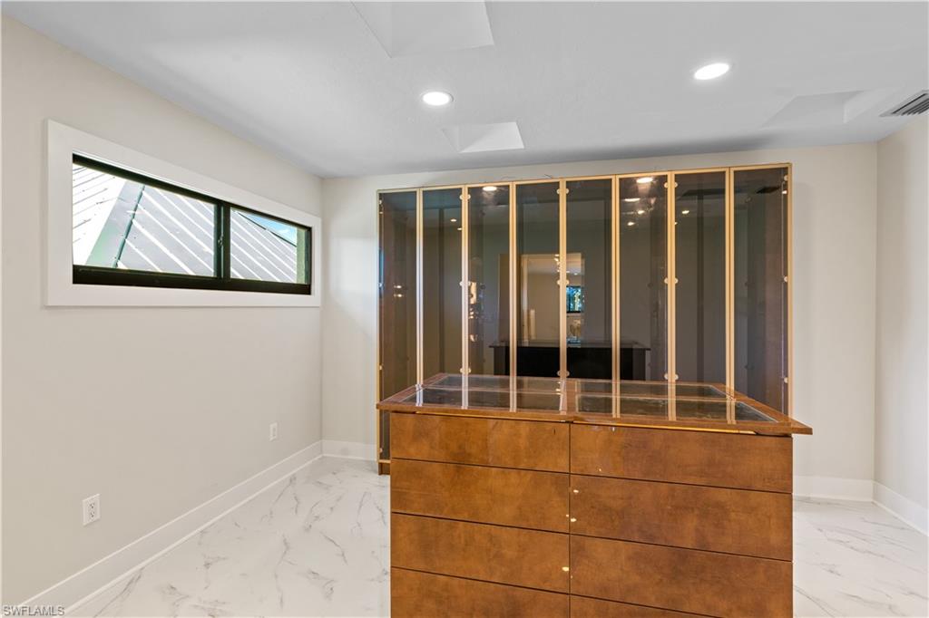 OVERIVER SHORES - Residential