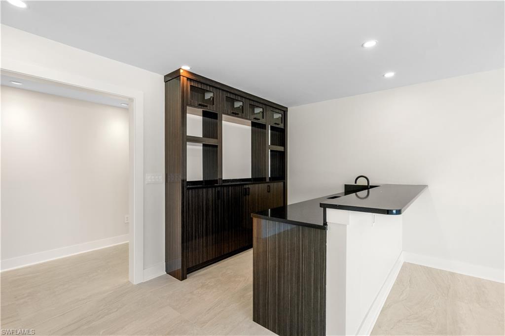 OVERIVER SHORES - Residential