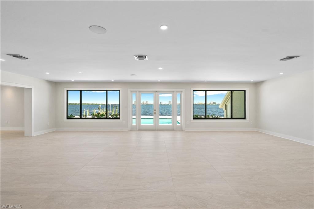 OVERIVER SHORES - Residential