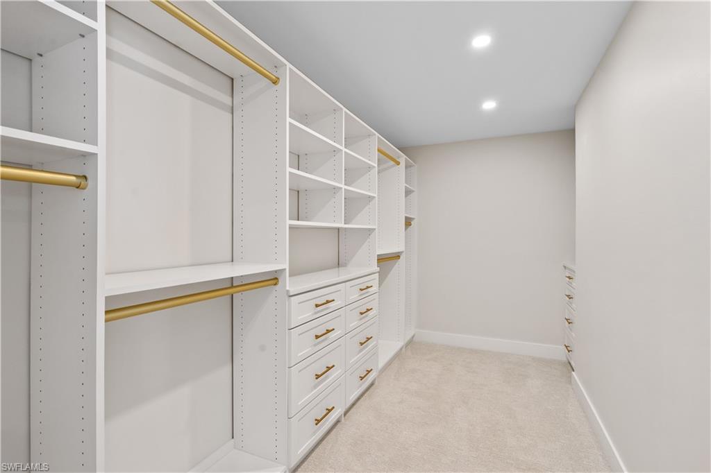 OVERIVER SHORES - Residential