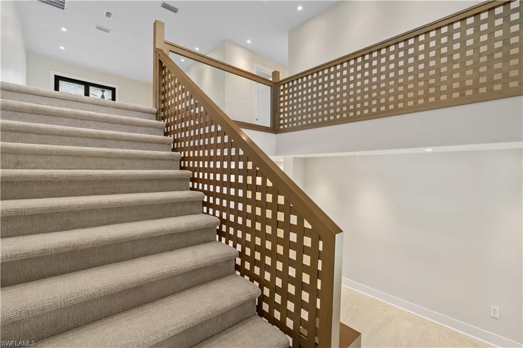 OVERIVER SHORES - Residential