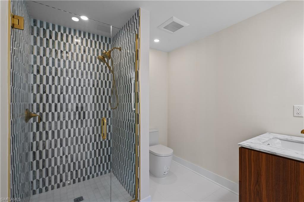 OVERIVER SHORES - Residential