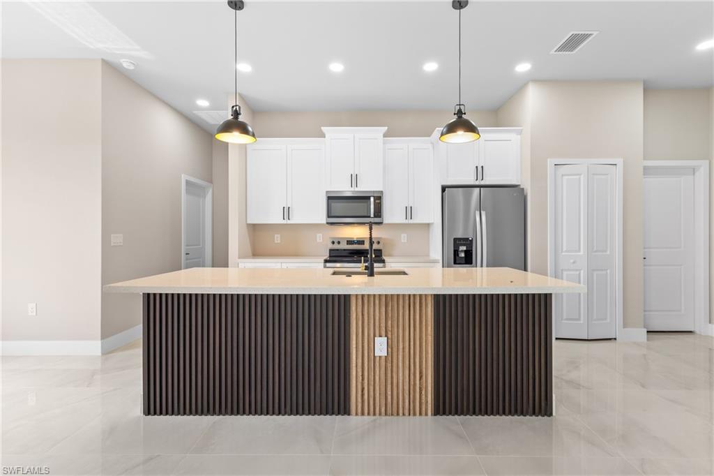 LEHIGH ACRES - Residential Lease