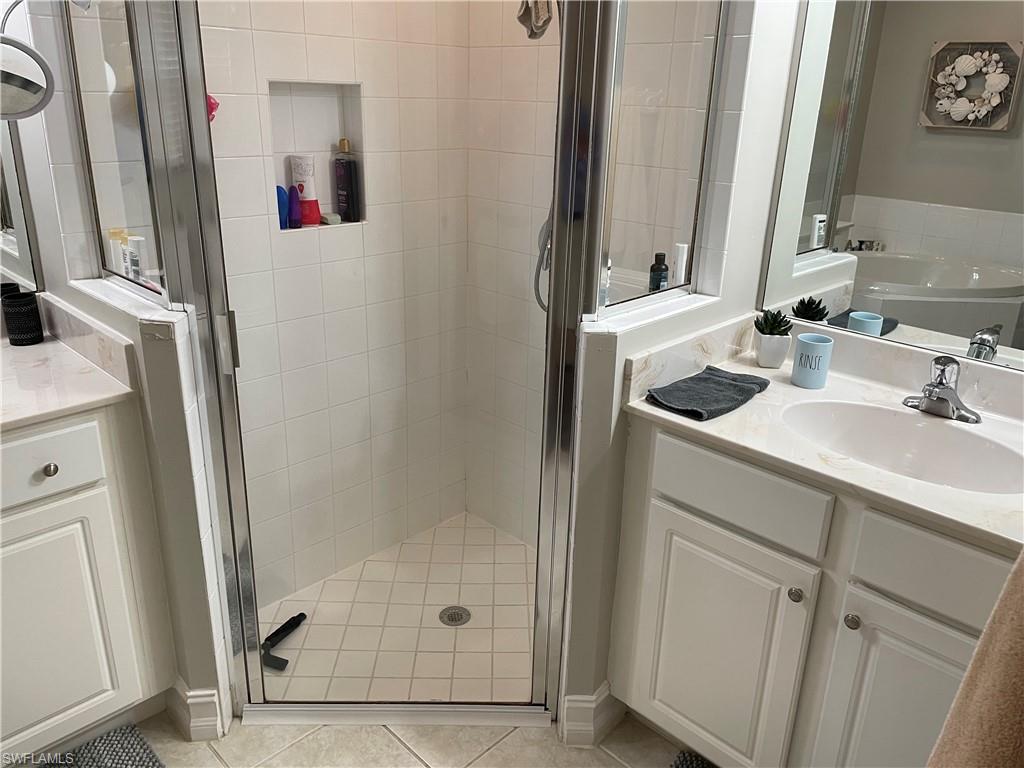 AQUAMARINE AT SUNSTONE - Residential Lease