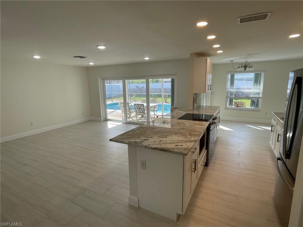 CAPE CORAL - Residential Lease