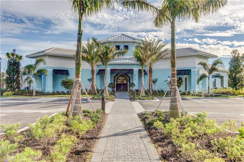 ENTRADA - Residential