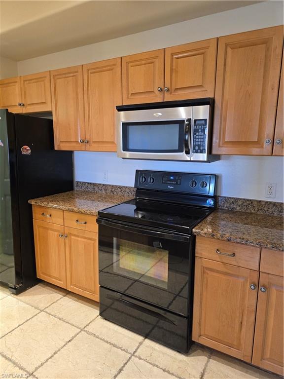 BELLA CASA - Residential Lease