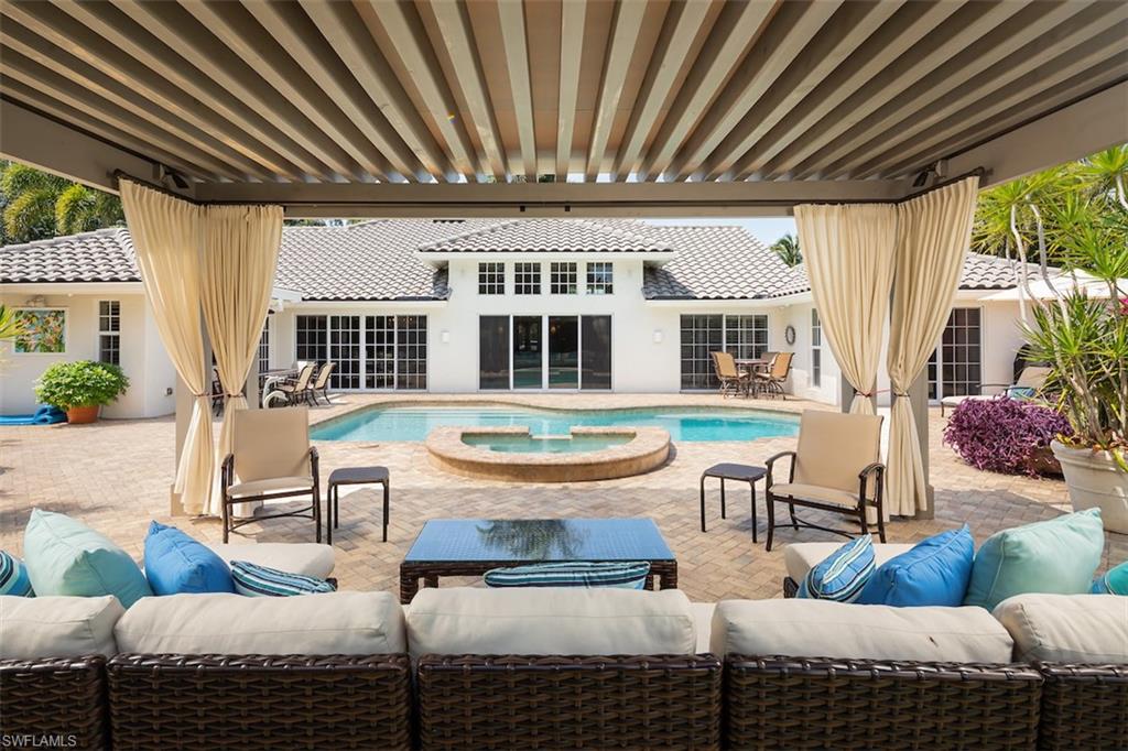 PINECREST AT PELICAN BAY - Residential