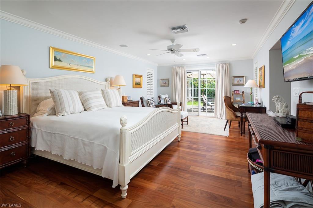 PINECREST AT PELICAN BAY - Residential