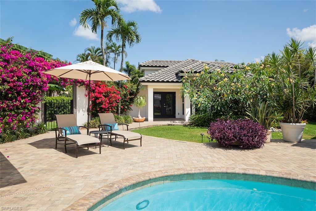 PINECREST AT PELICAN BAY - Residential