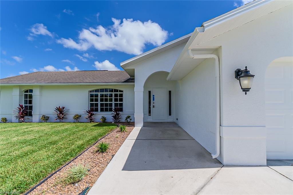 CAPE CORAL - Residential