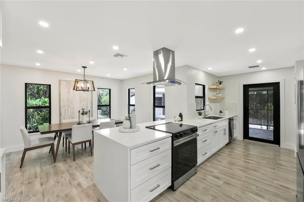 ISLAND PARK - Residential