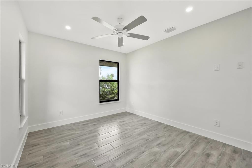 ISLAND PARK - Residential