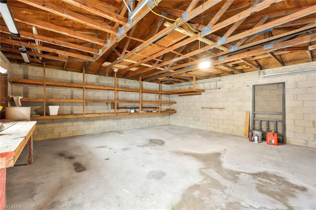 ISLAND PARK - Residential