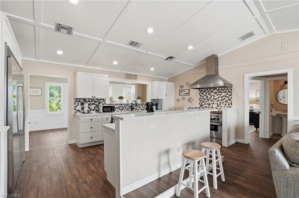 MID ISLAND UNRECORDED SUBDIVISION - Residential