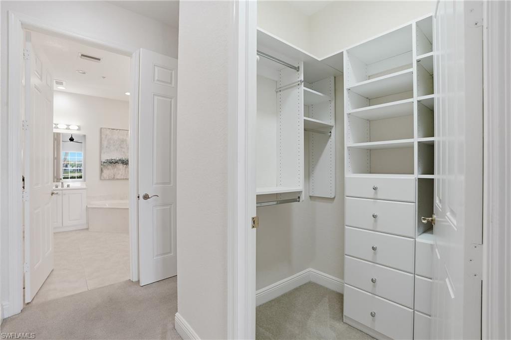 LAGUNA - Residential