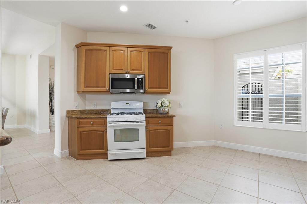 LAGUNA - Residential