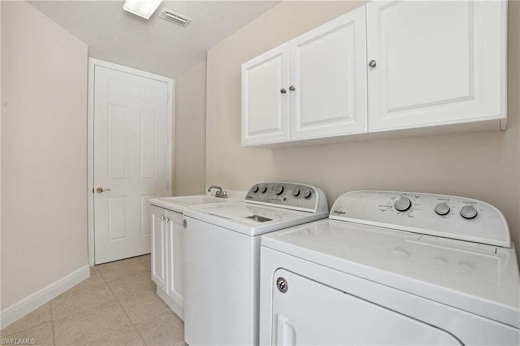 LAGUNA - Residential