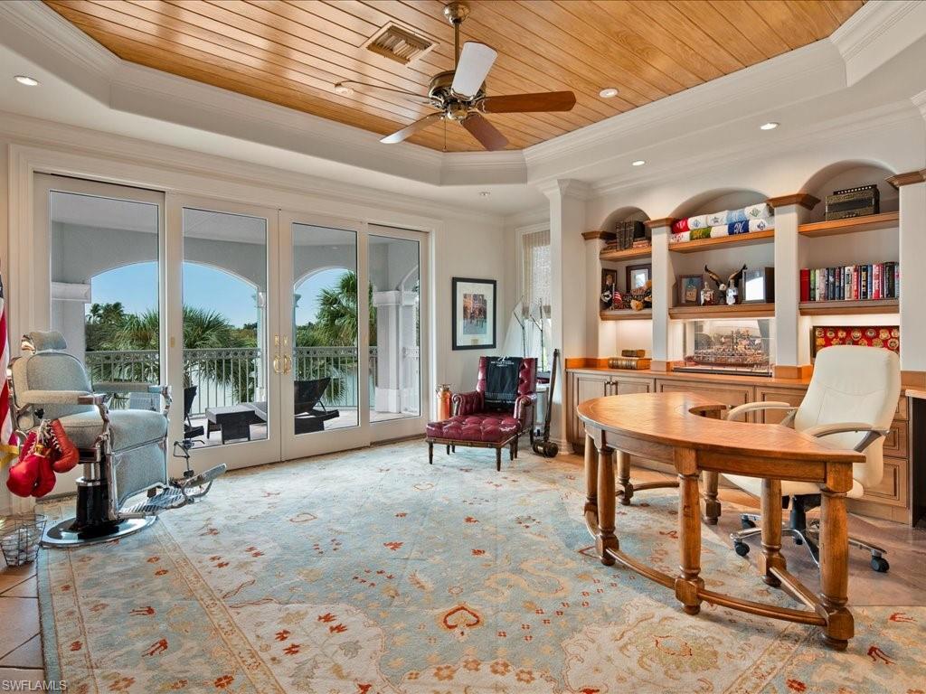 BANYAN ISLAND - Residential