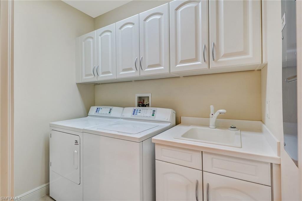 AVELLINO ISLES - Residential