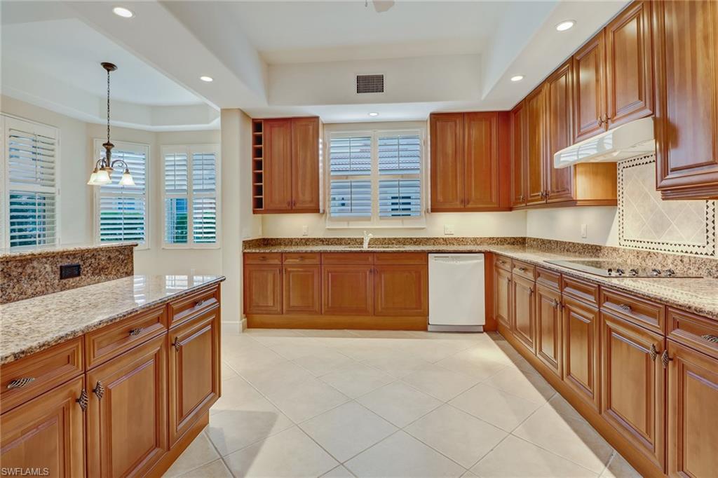 AVELLINO ISLES - Residential