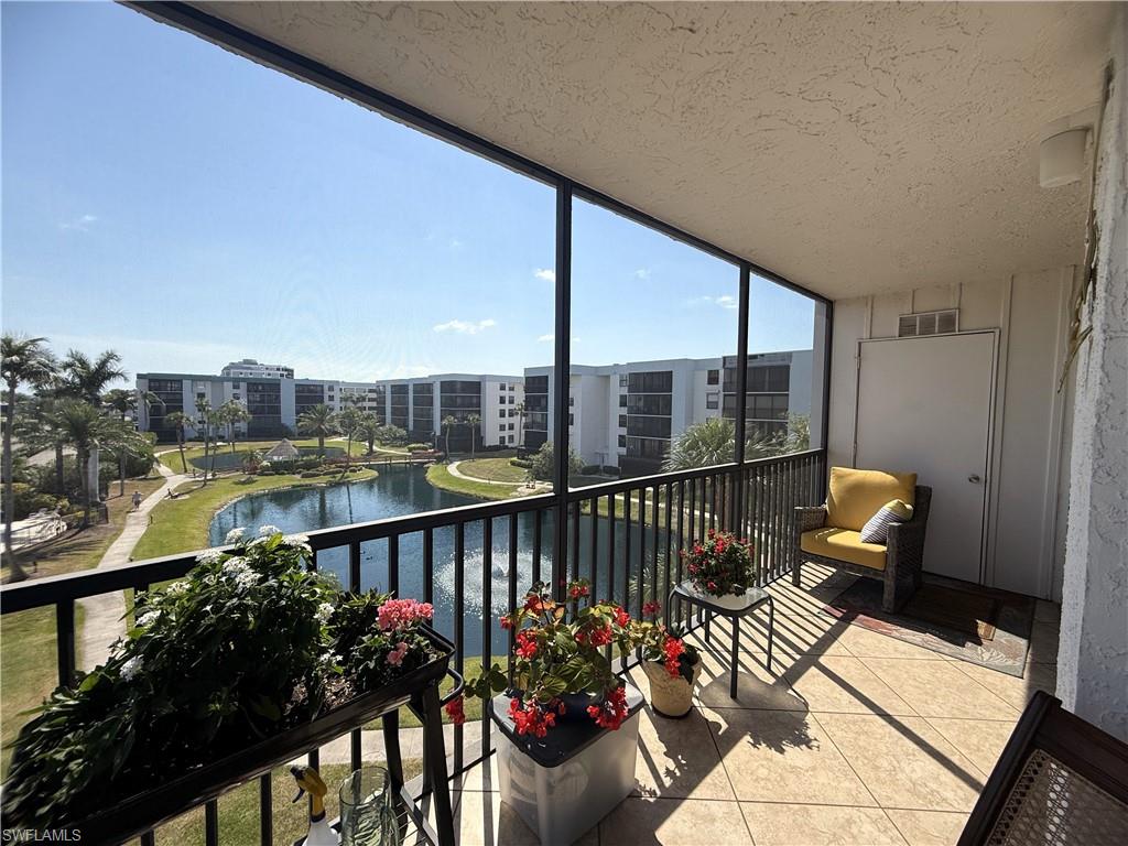 SCHOONER BAY - Residential Lease