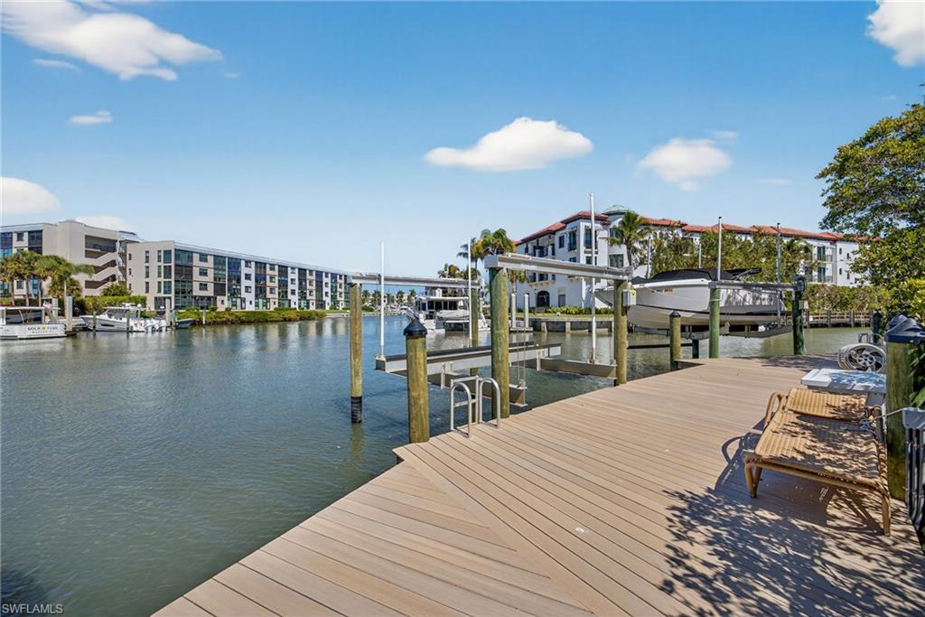 ROYAL HARBOR - Residential