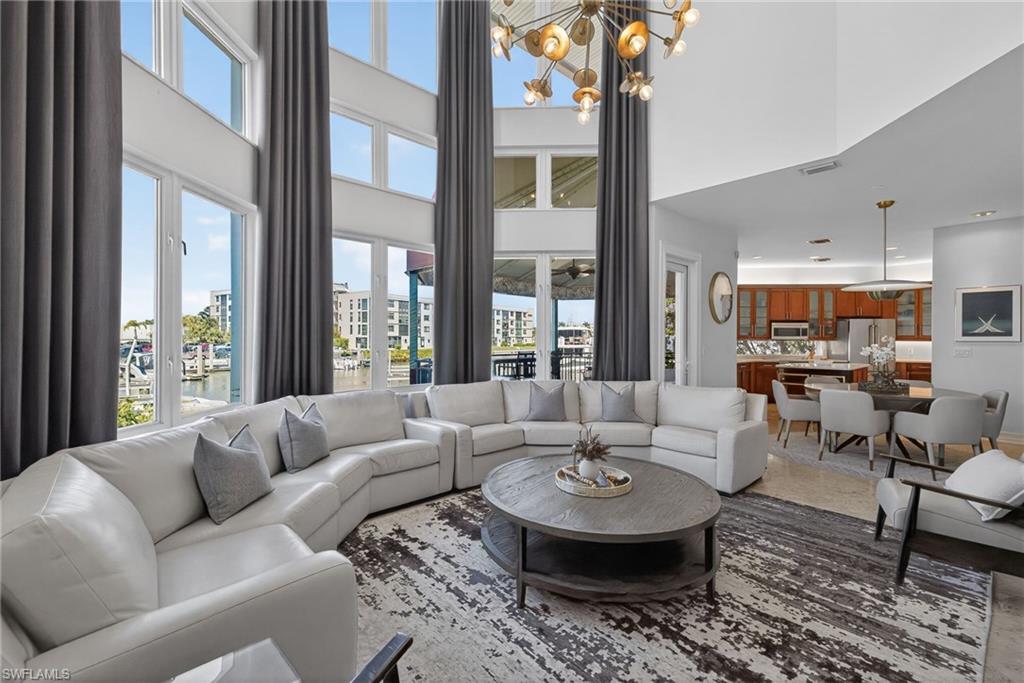 ROYAL HARBOR - Residential