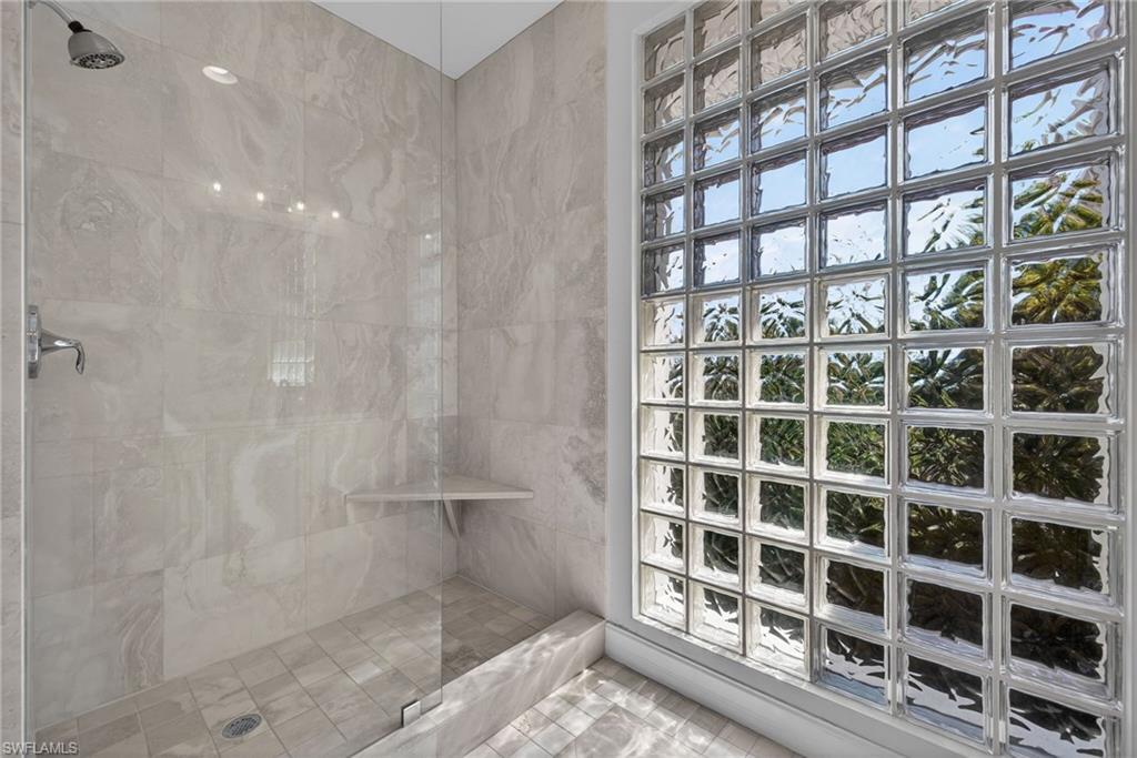 ROYAL HARBOR - Residential