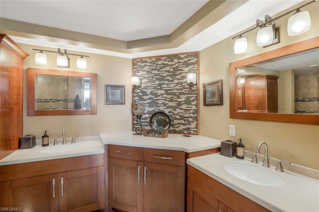 GULF BREEZE AT VANDERBILT - Residential Lease