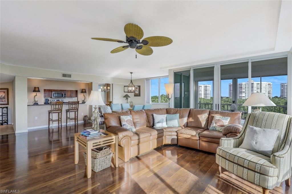 GULF BREEZE AT VANDERBILT - Residential Lease