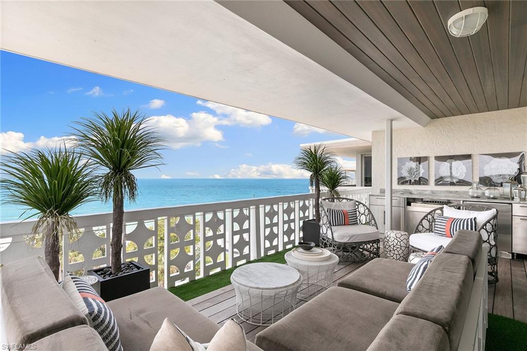 REGENCY TOWERS - Residential