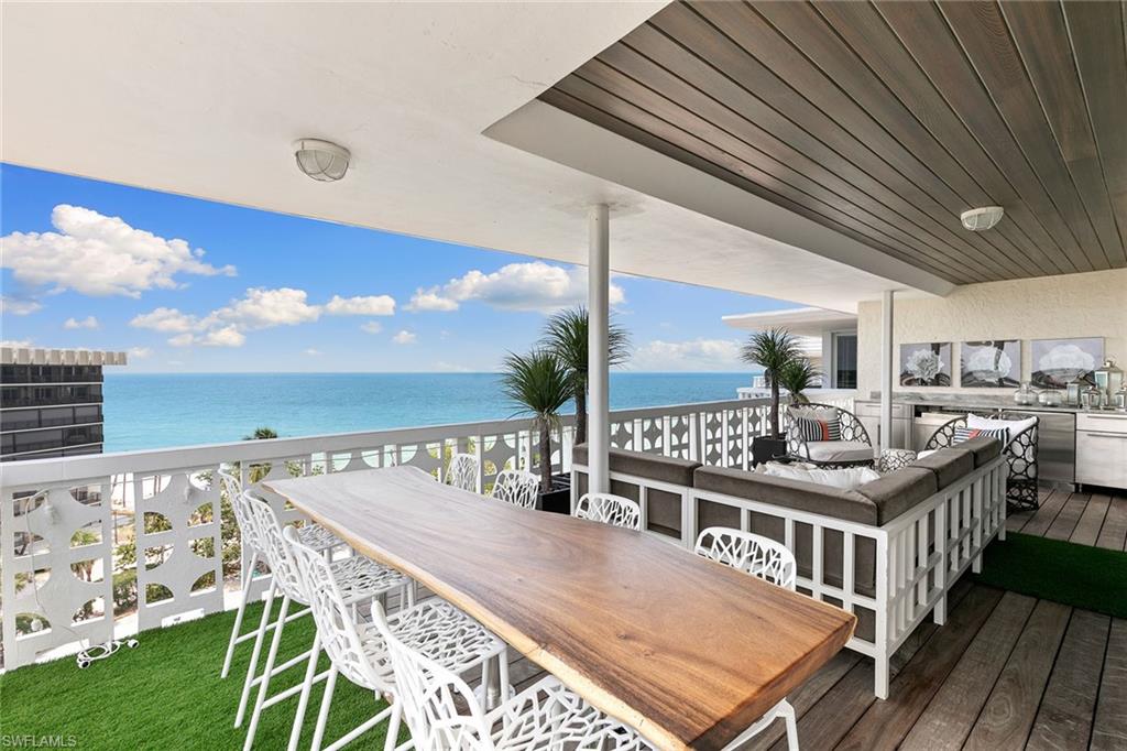 REGENCY TOWERS - Residential