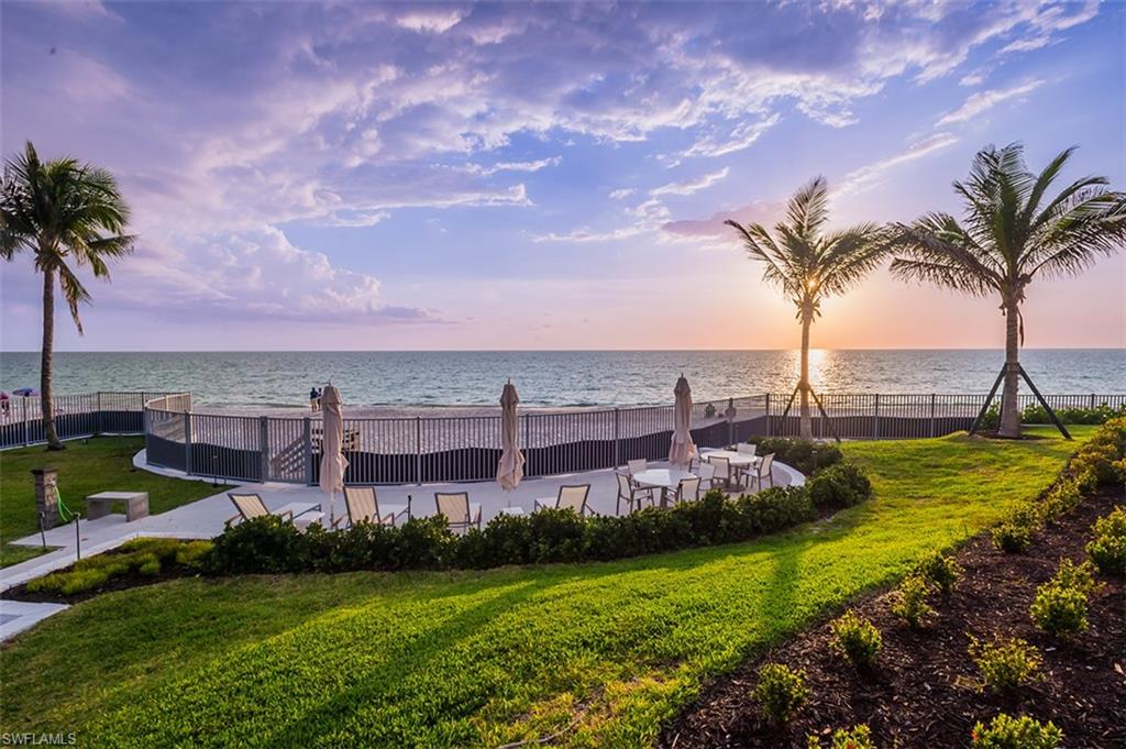 REGENCY TOWERS - Residential