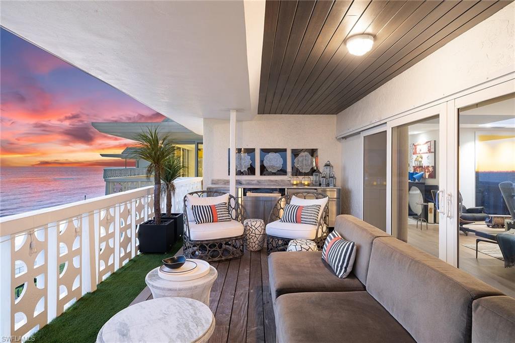 REGENCY TOWERS - Residential