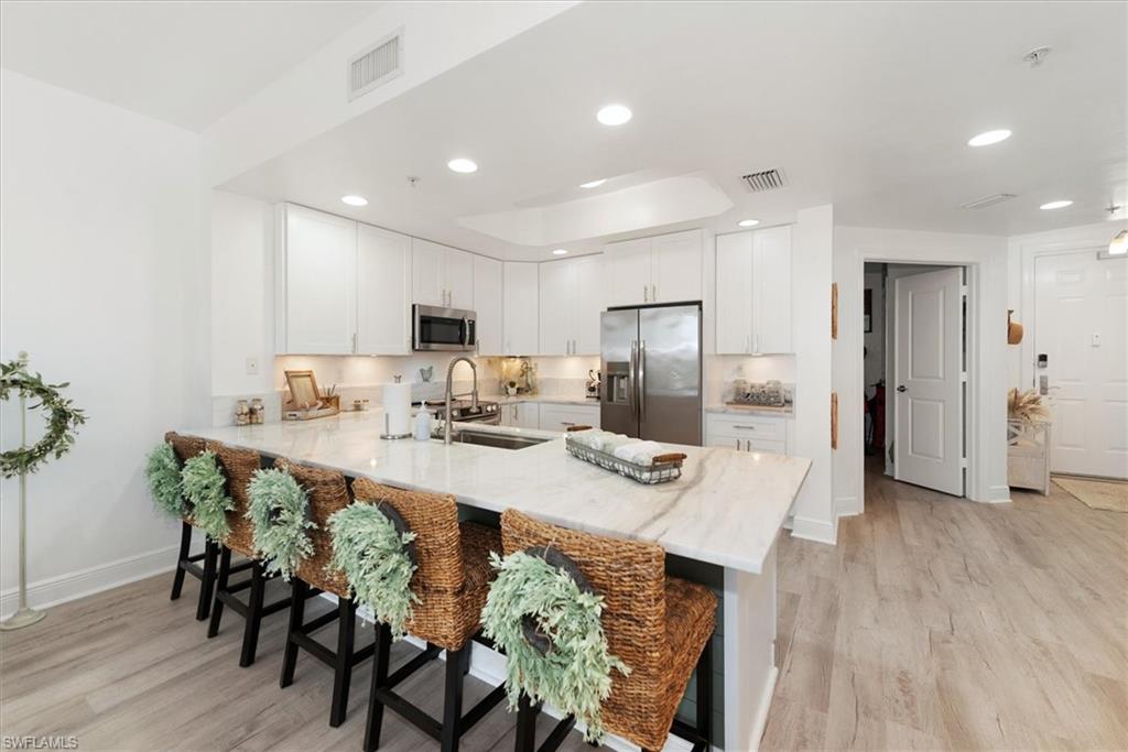 NORTH STAR YACHT CLUB - Residential