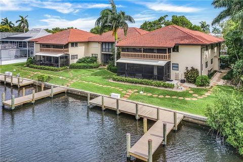 Photo of 1390 Chesapeake AVE #1390, NAPLES, FL 34102 (MLS # 226013181)