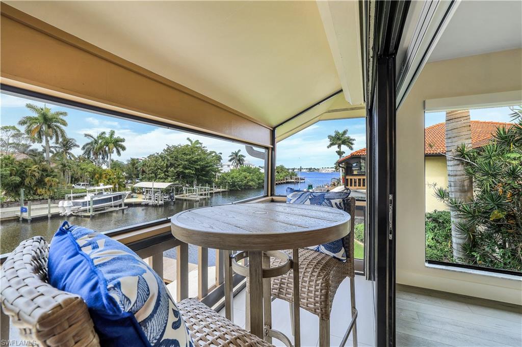 OYSTER BAY - Residential