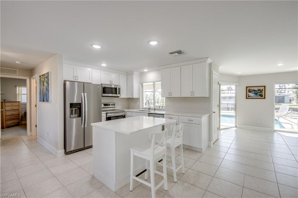 1106 Lorraine CT