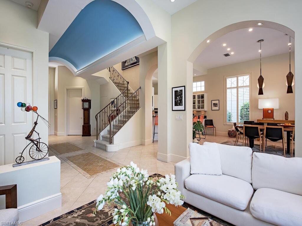 L'ERMITAGE AT GREY OAKS - Residential