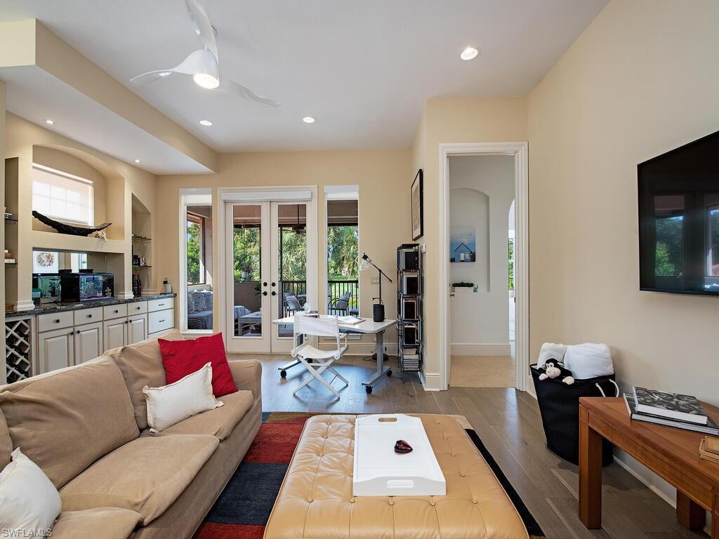 L'ERMITAGE AT GREY OAKS - Residential