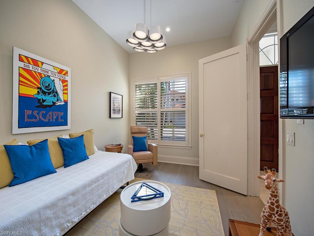 L'ERMITAGE AT GREY OAKS - Residential