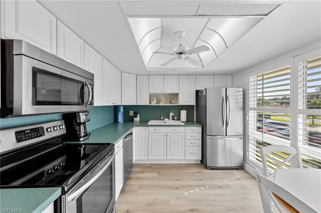 GLADES COUNTRY CLUB - Residential