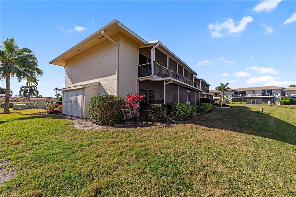 GLADES COUNTRY CLUB - Residential