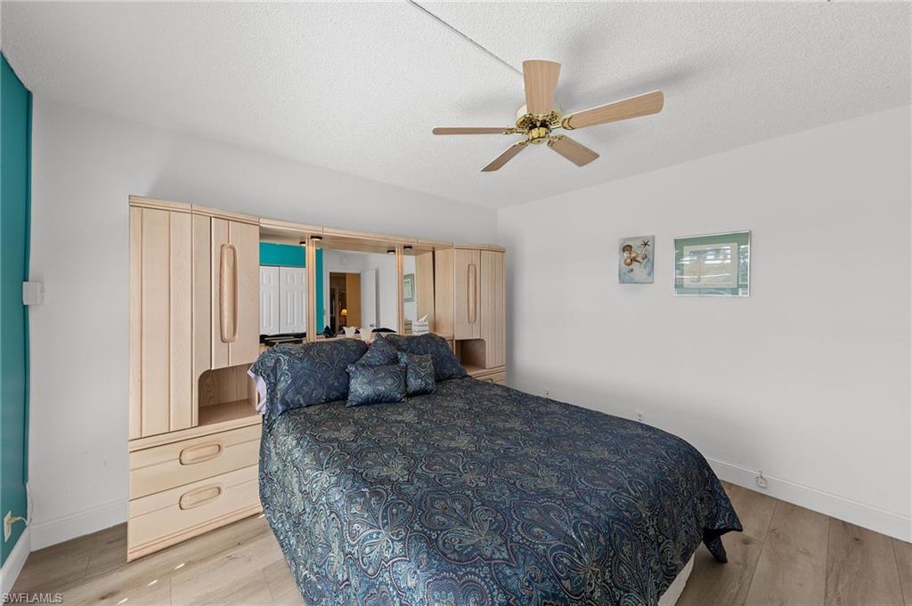 GLADES COUNTRY CLUB - Residential