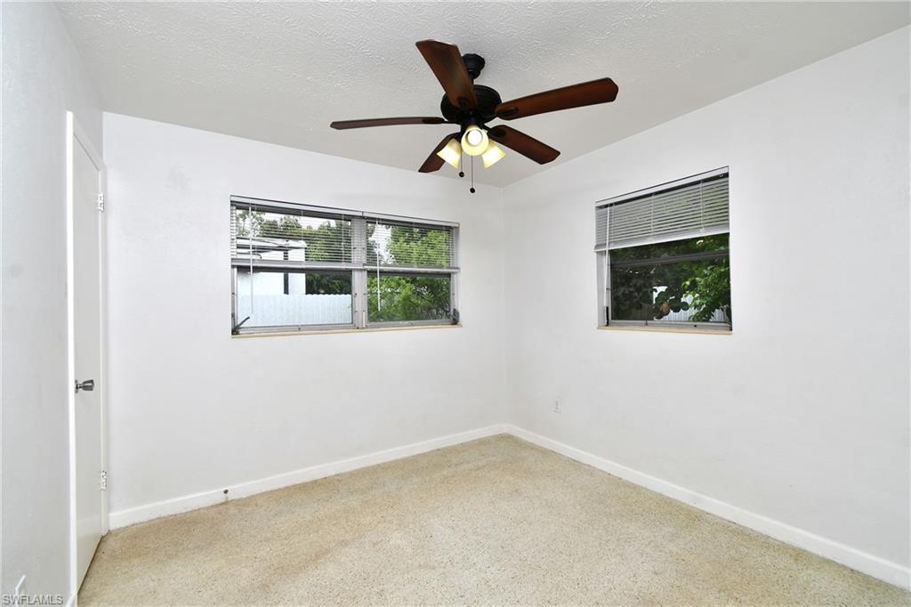 WILLOW LAKE - Residential