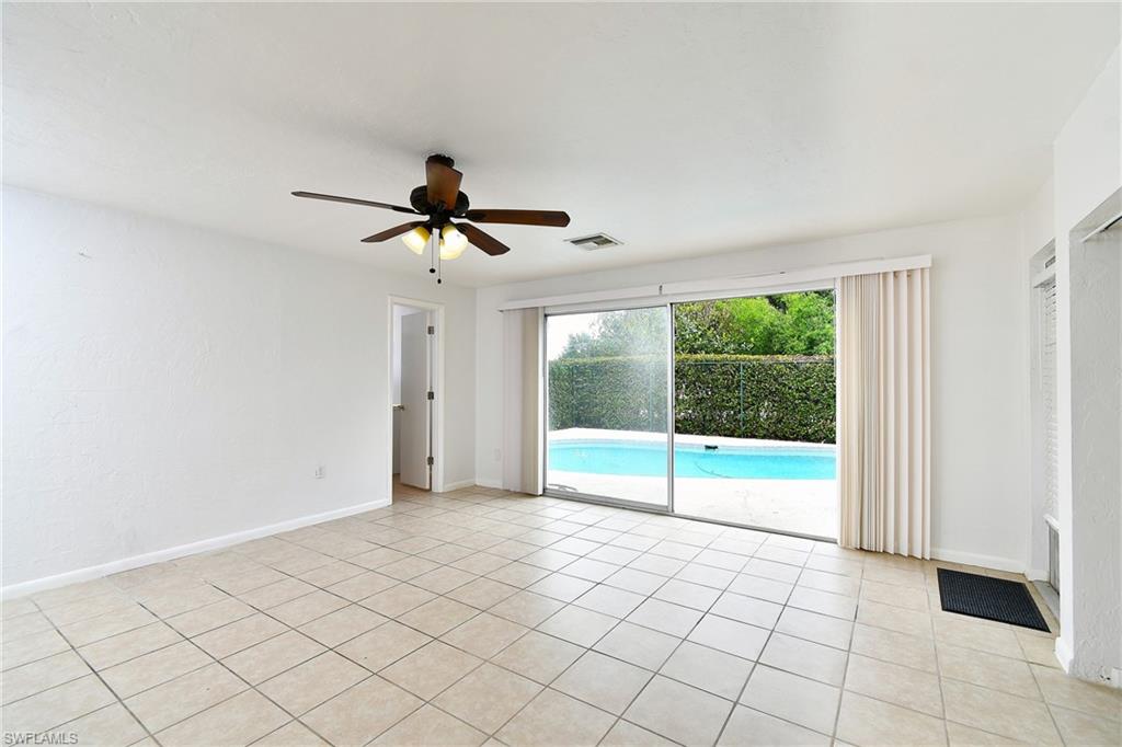 WILLOW LAKE - Residential