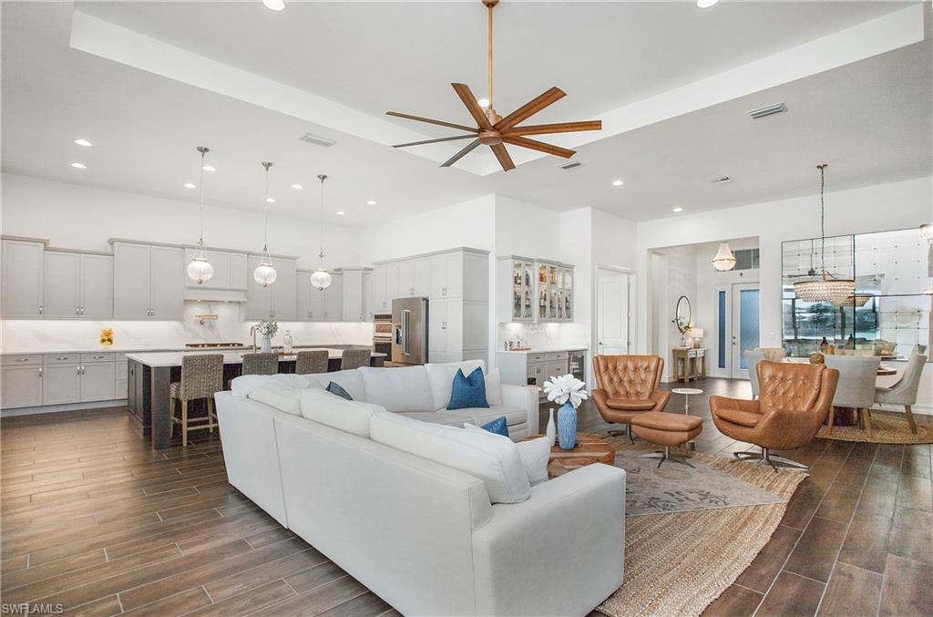 ISLES OF COLLIER PRESERVE - Residential