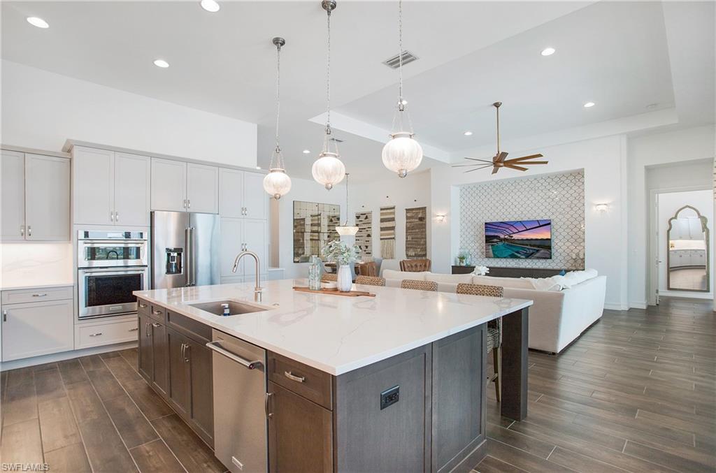 ISLES OF COLLIER PRESERVE - Residential