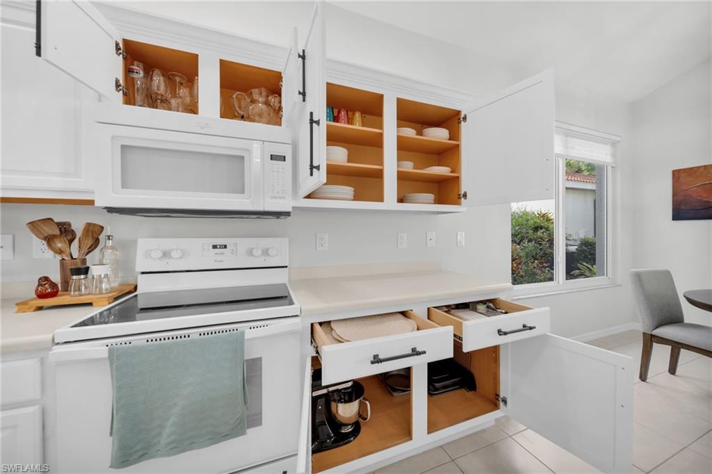 PELICAN MARSH - Residential Lease